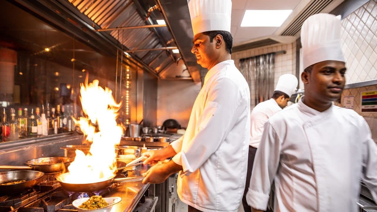 4 Additional CoS Granted to a Restaurant & Takeaway Business to Hire Skilled Migrant Workers